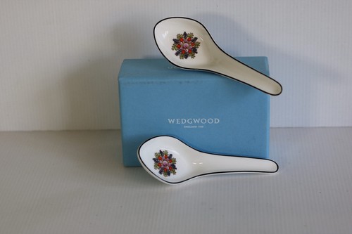 Wedgewood florentine bone - florentine,