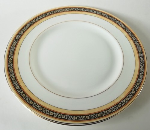 Wedgwood india dinner plates - india,