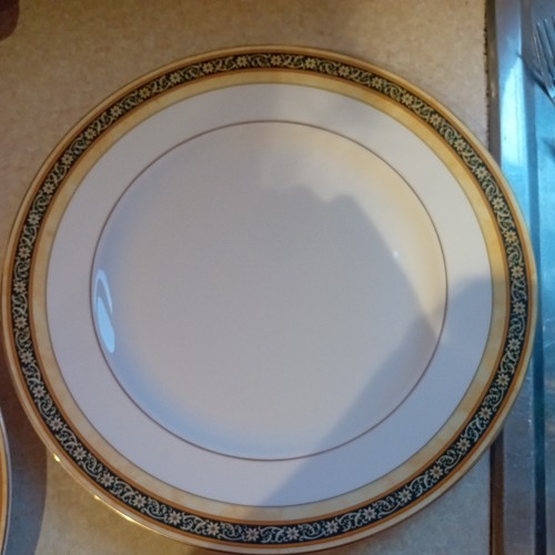 Wedgwood india bone china - india,