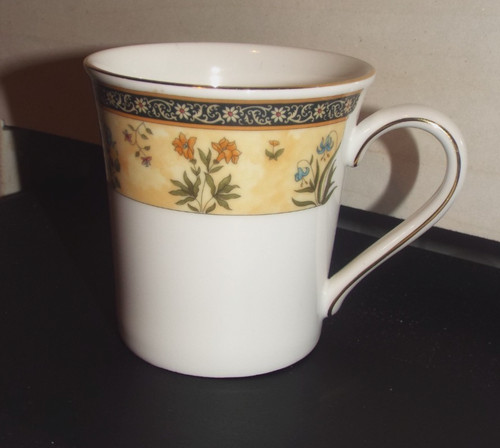 Wedgwood india bone china mug - india,